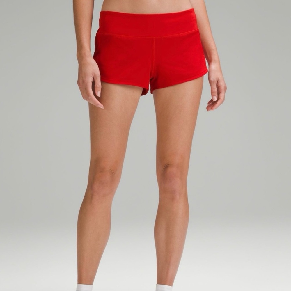 Red Lululemon 2.5 Speed Up Shorts Size 4